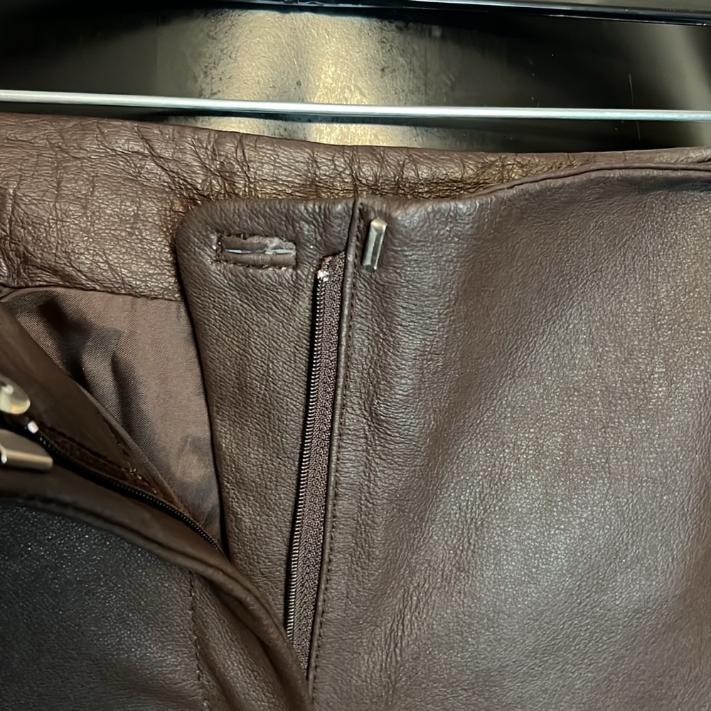 Brown leather trousers front zip - Picture 6 of 7